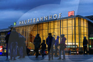 NEWS - Sexuelle Übergriffe in Köln: Kundgebung am Hauptbahnhof 