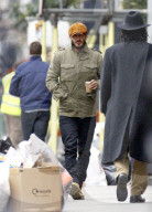 PEOPLE - Miese Laune? David Beckham mit dem Kaffee in Notting Hill unterwegs
