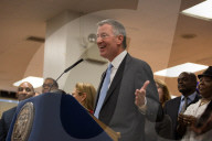 NEWS - New York: Mayor de Blasio verkündet den Mindestlohn von 15$