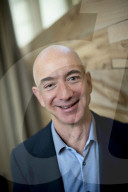 Bezos presents new Kindle Fire HDX