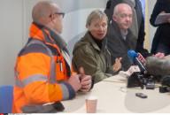 NEWS - Calais: Beheizte Container für die Flüchtlinge