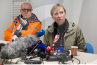 NEWS - Calais: Beheizte Container für die Flüchtlinge