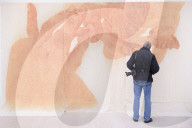 FEATURE - "Champagne Life" in der Saatchi Gallery London