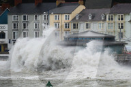 NEWS - Stürmisches Wetter an den Küsten