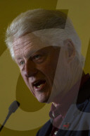 NEWS - Bill Clinton wirbt für seine Frau Hillary