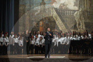 NEWS - Alles Gute kommt von oben: Matteo Renzi