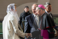 NEWS - Charlene und Albert von Monaco besuchen den Papst im Vatikan