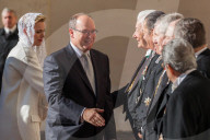 NEWS - Charlene und Albert von Monaco besuchen den Papst im Vatikan