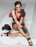 PEOPLE - Karlie Kloss modelt für die neue "Kurt Geiger" Kollektion