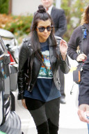 PEOPLE - Kourtney Kardashian mit ihren coolen Kids und Mutter Kris