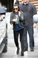 PEOPLE - Kourtney Kardashian mit ihren coolen Kids und Mutter Kris