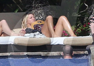 EXKLUSIV - Pärchenferien: Jessica und Ashlee Simpson mit ihren Gatten in Mexico