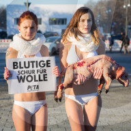 NEWS - Berlin: PETA-Demo anlässlich der Fashionweek