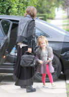 EXKLUSIV - Jessica Alba bringt Tochter Haven zu einem "Playdate"