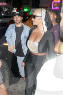 PEOPLE - Amber Rose verlässt den Klub 'Dream' in Miami 