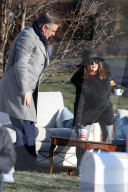 EXKLUSIVE - Kaffe mit: "Drunk Parents" Salma Hayek und Alec Baldwin