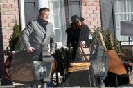 EXKLUSIVE - Kaffe mit: "Drunk Parents" Salma Hayek und Alec Baldwin