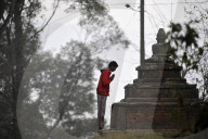 NEWS - Nepal: Alltag im immer noch vom Erdbeben geprägten Land