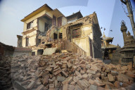 NEWS - Nepal: Alltag im immer noch vom Erdbeben geprägten Land