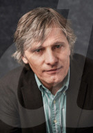 STUDIO - Viggo Mortensen