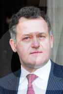 PEOPLE - Ehemaliger Butler von Lady Di Paul Burrell vor Gericht