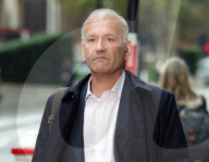 PEOPLE - Bussinessman und TV-Star Doug Richard wegen sexueller Belästigung an Teenagern angeklagt