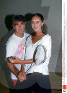 ANTONIA DE SANCHA GETS A SQUASH LESSON FROM MAX CLIFFORD AT THE NEW MALDEN SQUASH CLUB, SURREY, BRITAIN - 1992