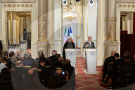 NEWS - Paris: Hassan Rohani zu Besuch bei Francois Hollande 