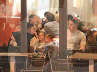 EXKLUSIV - Ben Affleck und Jennifer Garner geht zusammen mit die Kids essen