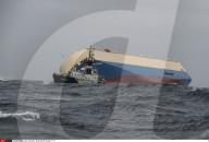 NEWS - Frachter 'Modern Express' in Not vor der Französisch Küste