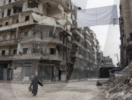 NEWS - Aleppo: Weisses Tuch soll Heckenschützen irritieren