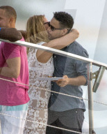 EXKLUSIV - Neu-Single Cheryl Fernandez Versini flirtet auf Barbados