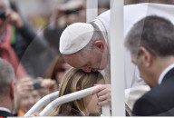 NEWS - Vatikan: Heute tanzen Cheerleader für Papst Franziskus
