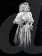 DOLLY PARTON