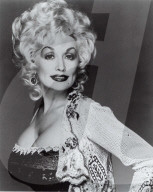 DOLLY PARTON