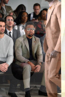 PEOPLE - Zu wild gefeiert? Cuba Gooding Jr mit Sonnenbrille an der Fashionweek NY