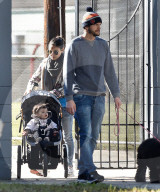 EXKLUSIV - Familie Kutcher/Kunis in New Orleans unterwegs