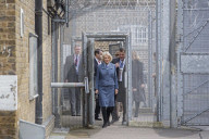 PEOPLE - Camilla besucht das Gefängnis in Brixton