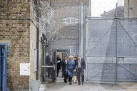 PEOPLE - Camilla besucht das Gefängnis in Brixton