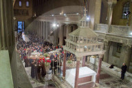 NEWS - Rom: Padre Pio's Leichnam wird aufgebahrt