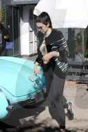PEOPLE - Kylie und Kendall Jenner tragen die selben Leggings
