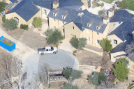 EXKLUSIV - Calabasas: Kim Kardashian und Kanye West sind 'Opfer' von Sprayern 