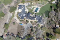 EXKLUSIV - Calabasas: Kim Kardashian und Kanye West sind 'Opfer' von Sprayern 