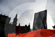 NEWS - Dresden: Demonstrationen von Pegida AnhÃ¤ngern