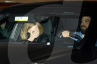 PEOPLE - Adele verlässt das Nobu in Malibu 'undercover'