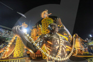 NEWS - In Rio de Janeiro hat der Karneval begonnen