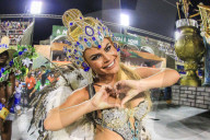 NEWS - In Rio de Janeiro hat der Karneval begonnen