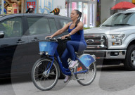 EXKLUSIV - Mel B mit Stephen sportlich in Miami Beach unterwegs