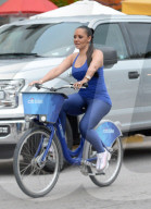 EXKLUSIV - Mel B mit Stephen sportlich in Miami Beach unterwegs