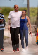 EXKLUSIV - Mel B mit Stephen sportlich in Miami Beach unterwegs